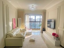 小姐姐住房装修非常靓丽 央企保利89平精装 3房 读民主路