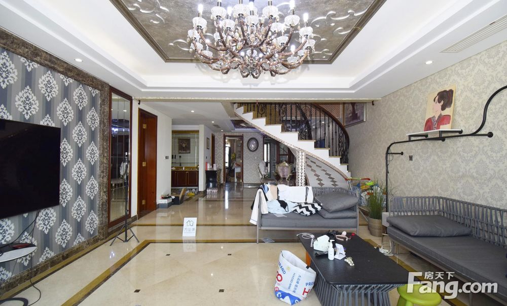 赠送200平米露台 带两个地下车位,天津滨海新区第一大街万科柏翠园