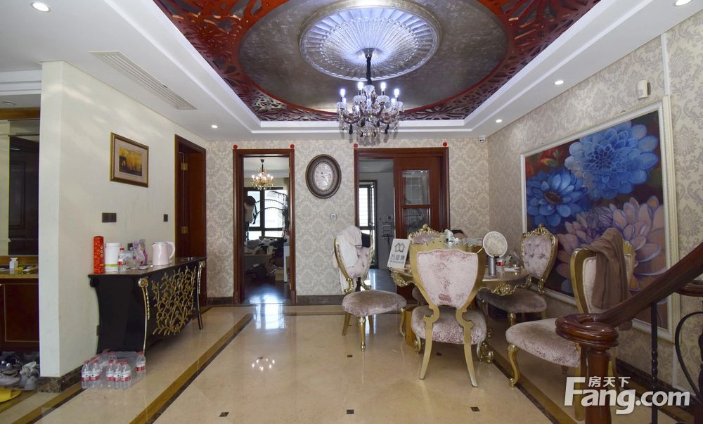 赠送200平米露台 带两个地下车位,天津滨海新区第一大街万科柏翠园