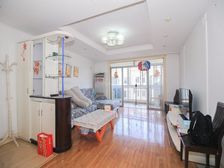 满五年,南北通透,有钥匙,随时可以看