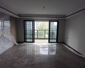 中交雅郡4室2厅3卫南朝向680.0万元/套出售
