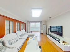 急售 紧邻青年路 朝青 大悦城 南北通透带双卫 随时看