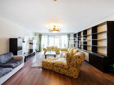 美林花园3室2厅精装修