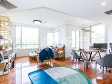 公园大道2室2厅豪华装修