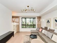 正南裘马都2室1厅精装修