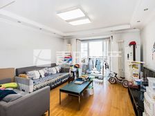 康桥水郡3室2厅精装修