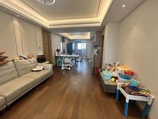 万象华府二期 4房两2厅 楼层位置好 诚心出售