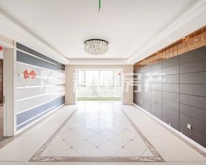 3室2厅中信新城西区