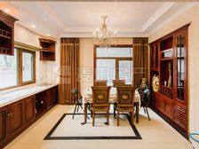 龙湾别墅5室2厅精装修 有钥匙 可谈价格 位置好 好房子啊