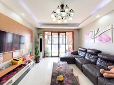 此房满五,精装修,中间楼层,采光好,诚心出售