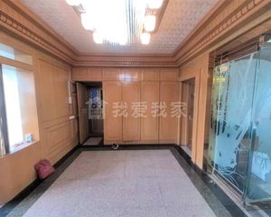 河滨新村 三房一卫精装修看中可谈