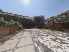 香洲板樟山下独栋三层别墅 产权面积386平 一楼带花园