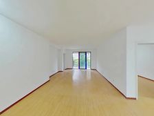 近泗泾站 四开间朝南 满五年V1 房东诚心出售!