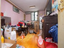 低楼层双南两房简单装修