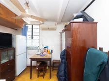 精装修一房,近环球港,小区花园位置