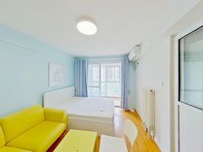 东四环 国贸 地铁一号线 满五唯一 中间楼位 南向带电梯一居