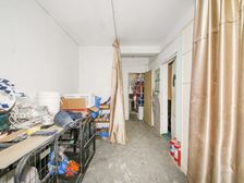 七号口,园区电梯房,天骄花园,中间楼层,两室可做三房,