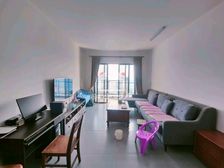 江南华府 2房56万