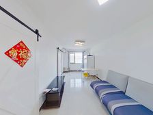 望京北 次新房 精装修 地下车位 南向有电梯 紧邻地铁 诚售