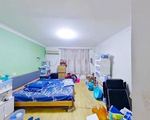 苏州桥 人大西门1610地铁口 诚意出售