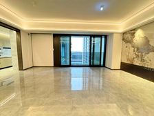 保利鱼珠港 商品住宅 装修好 带电梯 小区新