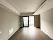 雅戈尔江上4室2厅2卫南朝向300.0万元/套出售