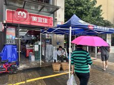 回抱率4个点临时大社区铺,小区入住率百分之95