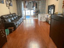 维科水岸枫情二期(维科馨院)4室2厅电梯房精装3开间朝南