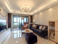 正南凯利海华府4室2厅精装修