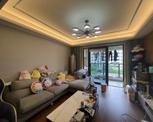 姚江金茂府4室2厅2卫南朝向388.0万元/套出售