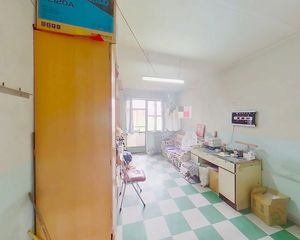 五棵松复兴路79号院 南北通透3居 户型格局方正 采光好