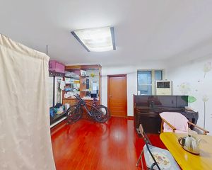 八宝山南路29号院户型好大两居诚心出售
