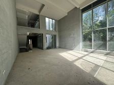 银湖山庄一线临湖别墅送地下室前后花园 400平 1200万