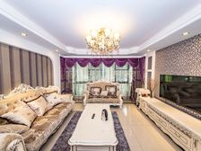 奥林东区,自住装修,户型全明,满五,业主诚心,看中可谈