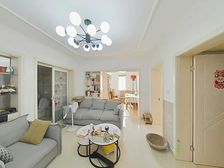 三房朝南,户型正气,中高楼层,采光视野好