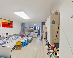 新上 南沙滩五建两居室 南北通透 楼龄新