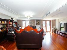 凯德麓语3室2厅精装修