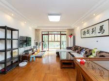 飞机户型大三房,户型方正南北通全明,业主诚意出售,看中可谈