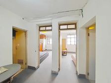 中间楼层 双南两房 户型方正 有钥匙