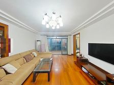 电梯高层,视野采光好,看三件套