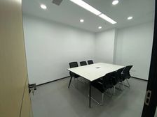 拱墅万达广场招商 特价租 100方精装2加1 带家具 口