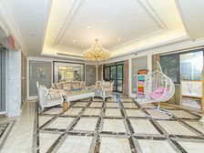 新出星河丹堤别墅 精装修保养很好 大院子 随时看房