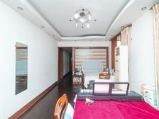 长岛花苑 低总价,电梯三房,诚意出售!拿到抵价!花园位置