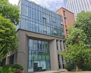 带屋顶花园首付2层 独栋水电气三通 不限业态 户型方正