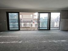 建发五象印月洋房 大平层看湖诚心出售 价格可谈好楼层看房方便