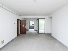 中海星湖国际,南北通透,纯毛坯四房,中间楼层,安静位置