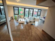 【万科一期中叠】中叠157平上下两层 精装修 4居室243万