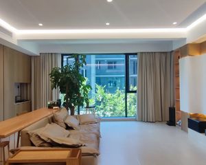 春风景里4室2厅3卫南朝向728.0万元/套出售
