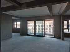 雅戈尔江上4室2厅2卫南朝向450.0万元/套出售