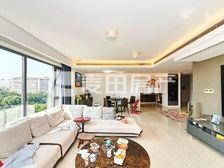 南北通透红玺台4室2厅精装修